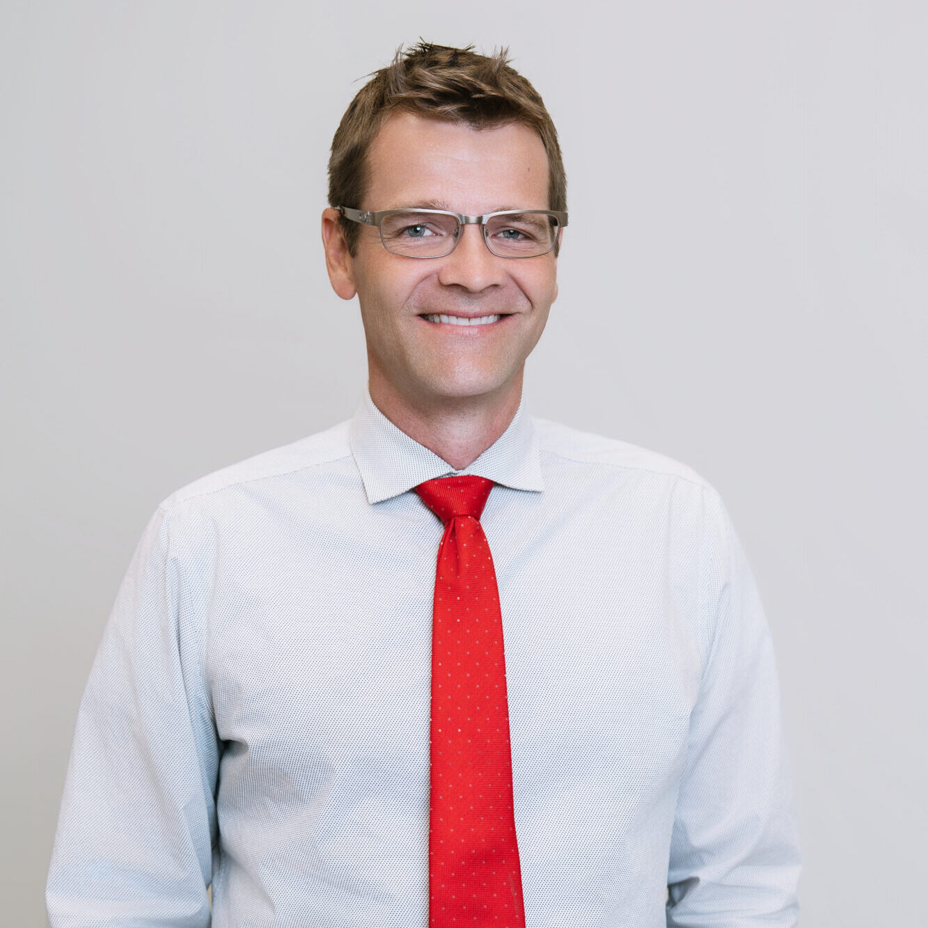 ThomasOrtho-Dr.Thomas-scaled-e1761160546211